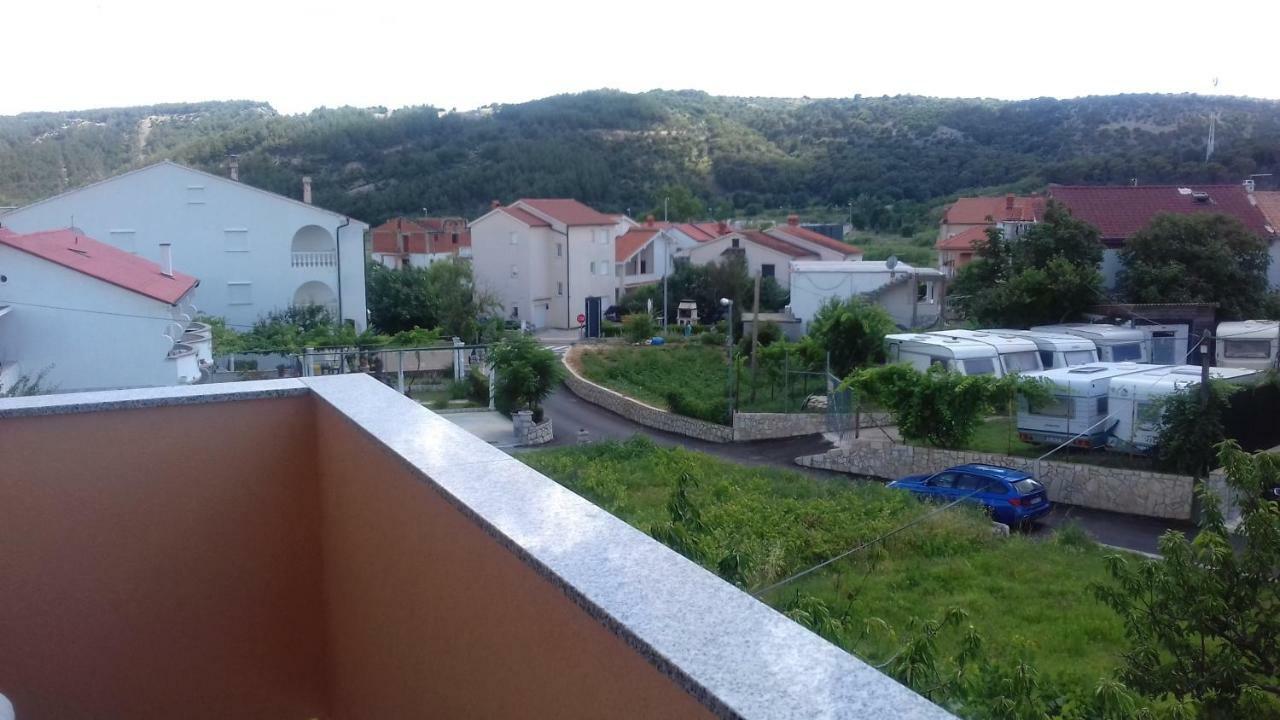 Apartments Rajka Лопар Екстериор снимка
